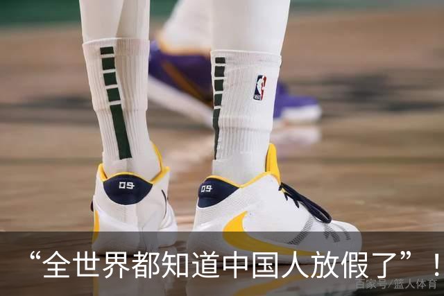 “全世界都知道中国人放假了”！澳大利亚热门景点中国游客占九成，本地人都看傻了；佛罗伦萨火车上的中国游客感叹：像没出国一样